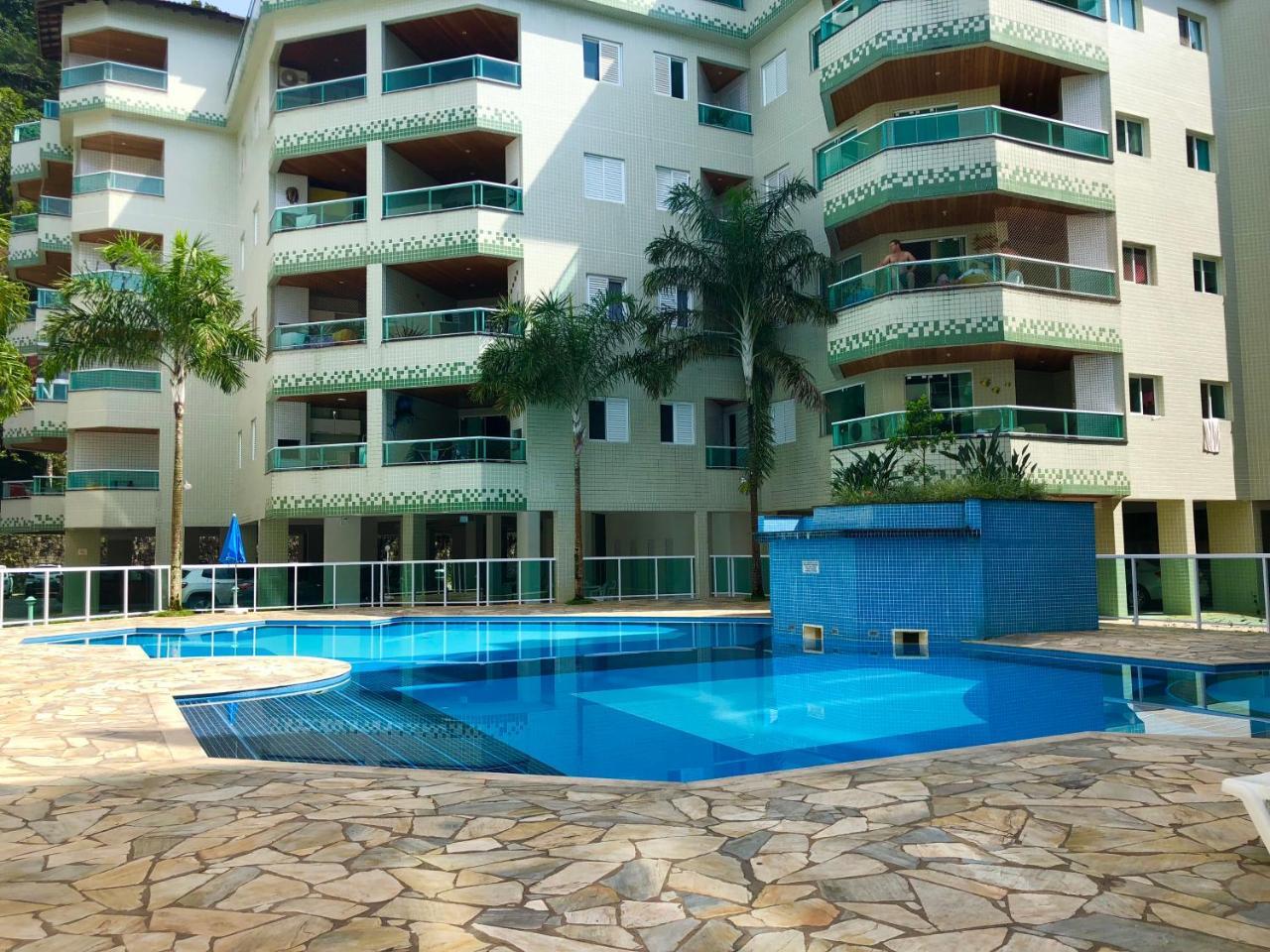 Condominio Grand Beach Ubatuba Esterno foto